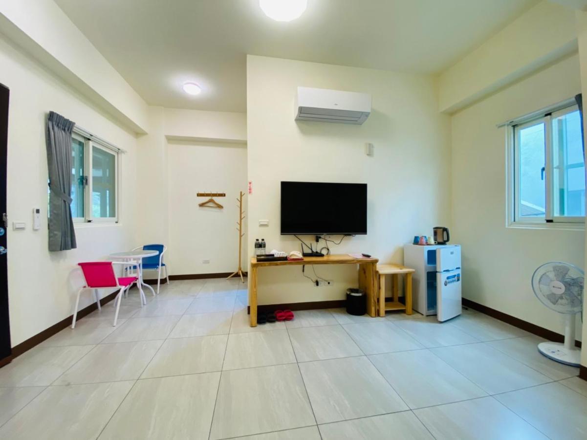 Taitung Crabs House Apartment Чънгун Екстериор снимка