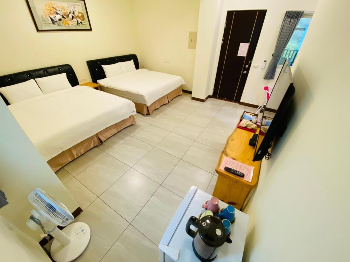 Taitung Crabs House Apartment Чънгун Екстериор снимка