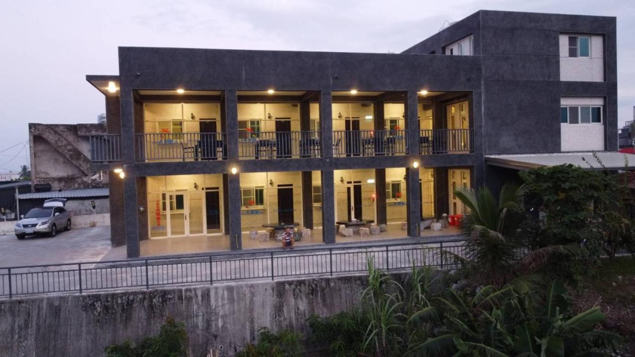 Taitung Crabs House Apartment Чънгун Екстериор снимка